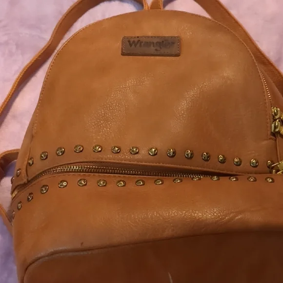 Wrangler | Bags | Wrangler Gold Tan Backpack With Chic  display picture 3